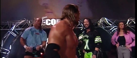 Triple H and Stephanie Mcmahon Kissing moments