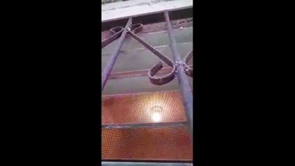 Denuncian a maltrato de empleada municipal a su madre