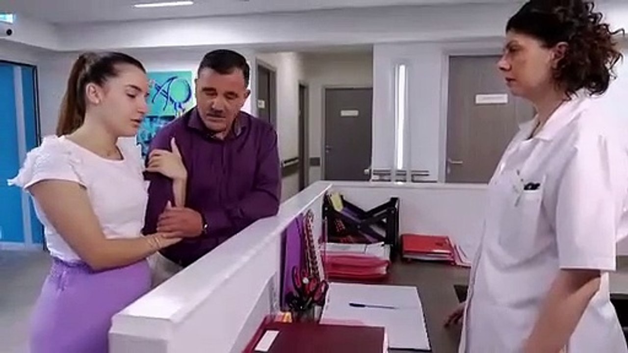 Η Κλινική - Επεισόδιο 13