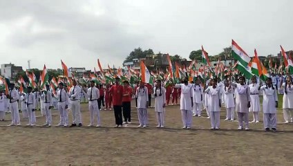 हर घर तिरंगा की बनाई मानव श्रृंखला