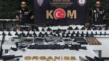 İstanbul’da sahte polisin evinde cephanelik çıktı!