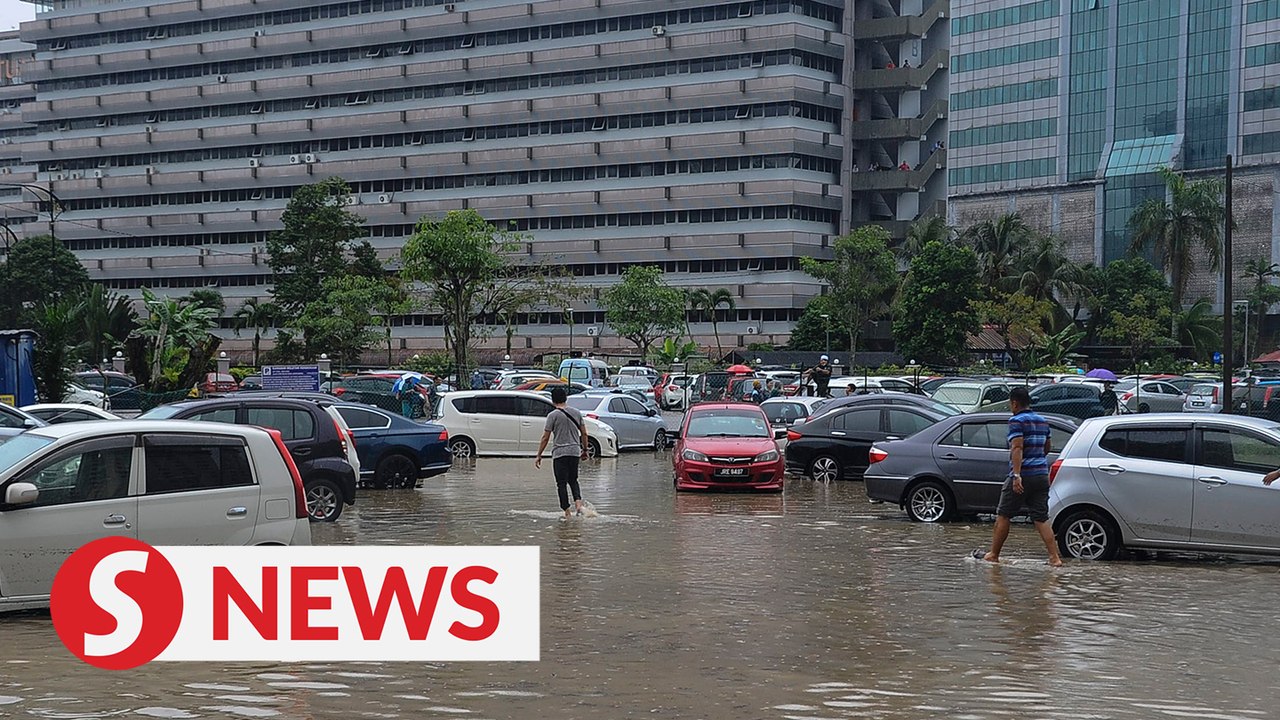 Two-hour downpour causes flash floods in Johor Baru