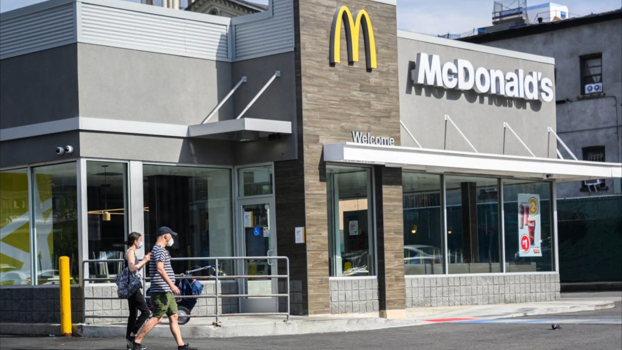 McDonald's-Mitarbeiter ins Gesicht geschossen