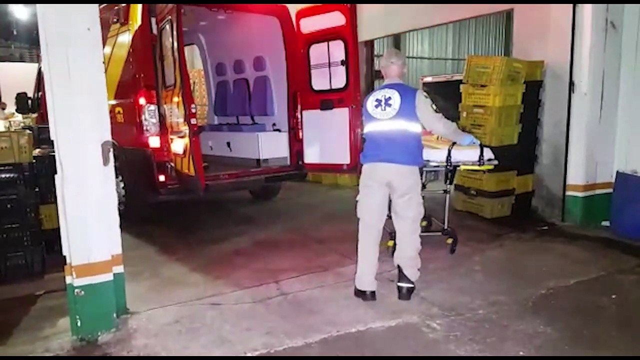 Trabalhador sofre queda de altura e é socorrido pelo Siate no Bairro Country