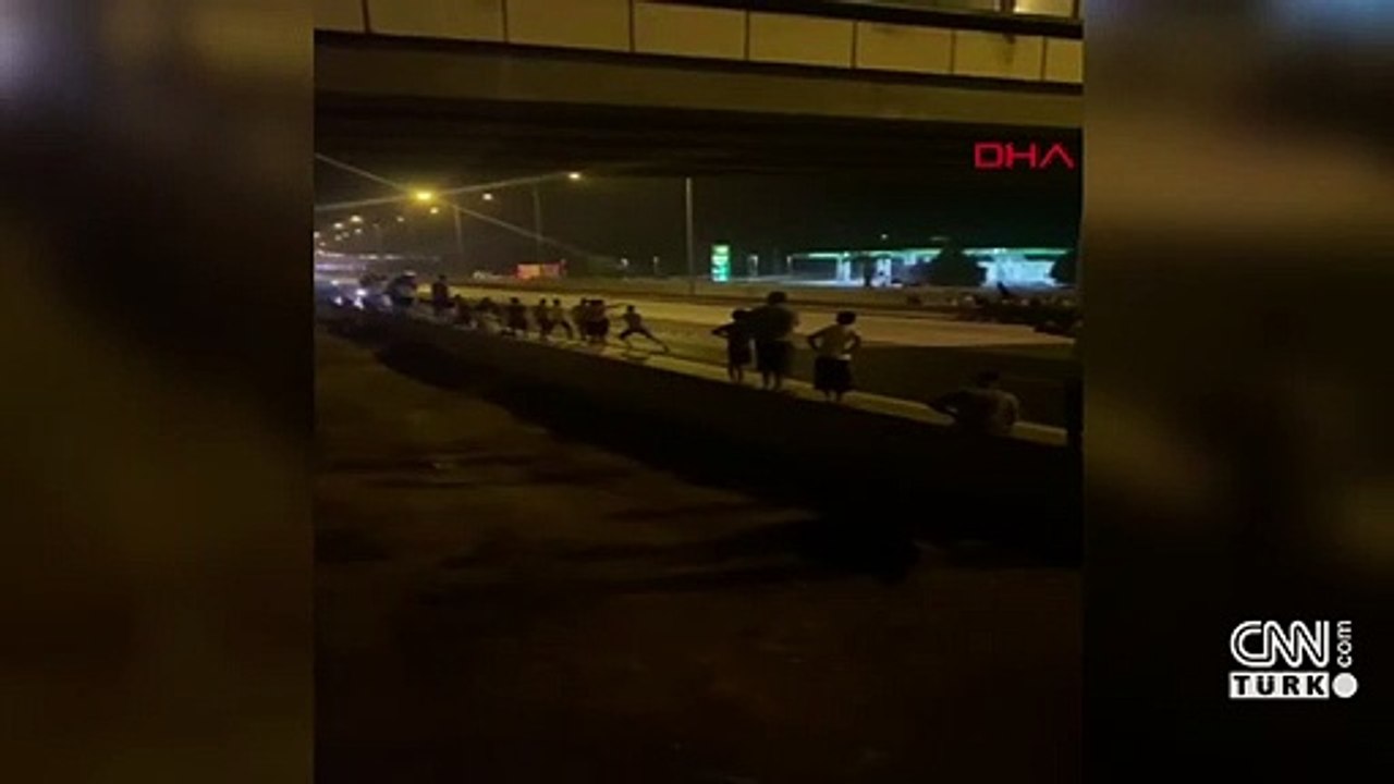 Otoyolda bacak koparan yarış