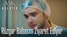 Rüzgar yoğun bakımda babasını ziyaret ediyor