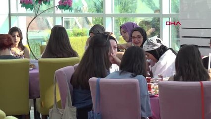 TUZLA'DA ÜNİVERSİTE TERCİH VE KARİYER BULUŞMASI DÜZENLENDİ