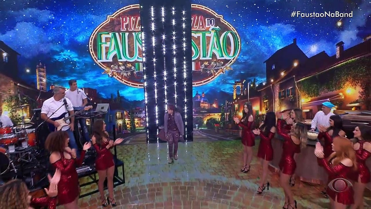 Luiz Caldas canta "Tieta" e levanta o auditório do Faustão Na Band