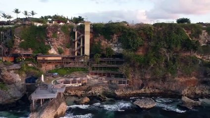 Uluwatu Sunset • Bali 2022 •