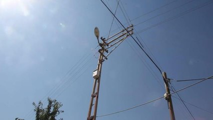 Malatya yerel haberi | Malatya'da 13 Yaşındaki Çocuk Elektrik Direğindeki Kaçak Akım Yüzünden Hayatını Kaybetti