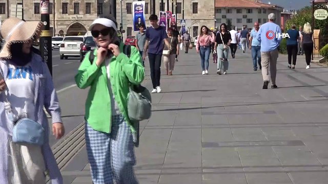 Denize kıyısı olmayan Sivas’ta yüzmek yasaklandı