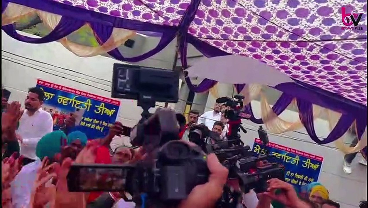 ਵਰਦੇ ਮੀਂਹ ਵਿਚ ਲੋਕ ਸਾਜਾ ਦੀ ਗੂੰਜ ਤੇ ਅਰੰਭ ਹੋਇਆ ਪਿੰਡ ਸਮਾਉ ਦੀਆ ਤੀਆ ਰਵਾਇਤੀ ਤੀਆਂ ਦਾ ਮੇਲਾ  ਵਿਦੇਸ਼ਾ ਵਿਚੋ ਵੱਡੀ ਗਿਣਤੀ ਵਿਚ ਧੀਆ ਹੋਈਆ ਸਾਮਿਲ
