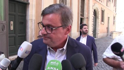 Elezioni, Calenda: "No a candidati divisivi in collegi uninominali"