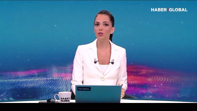 Burdur Gölü'nde alg patlaması paniği yaşanıyor: Suyun rengi ve kokusu değişti