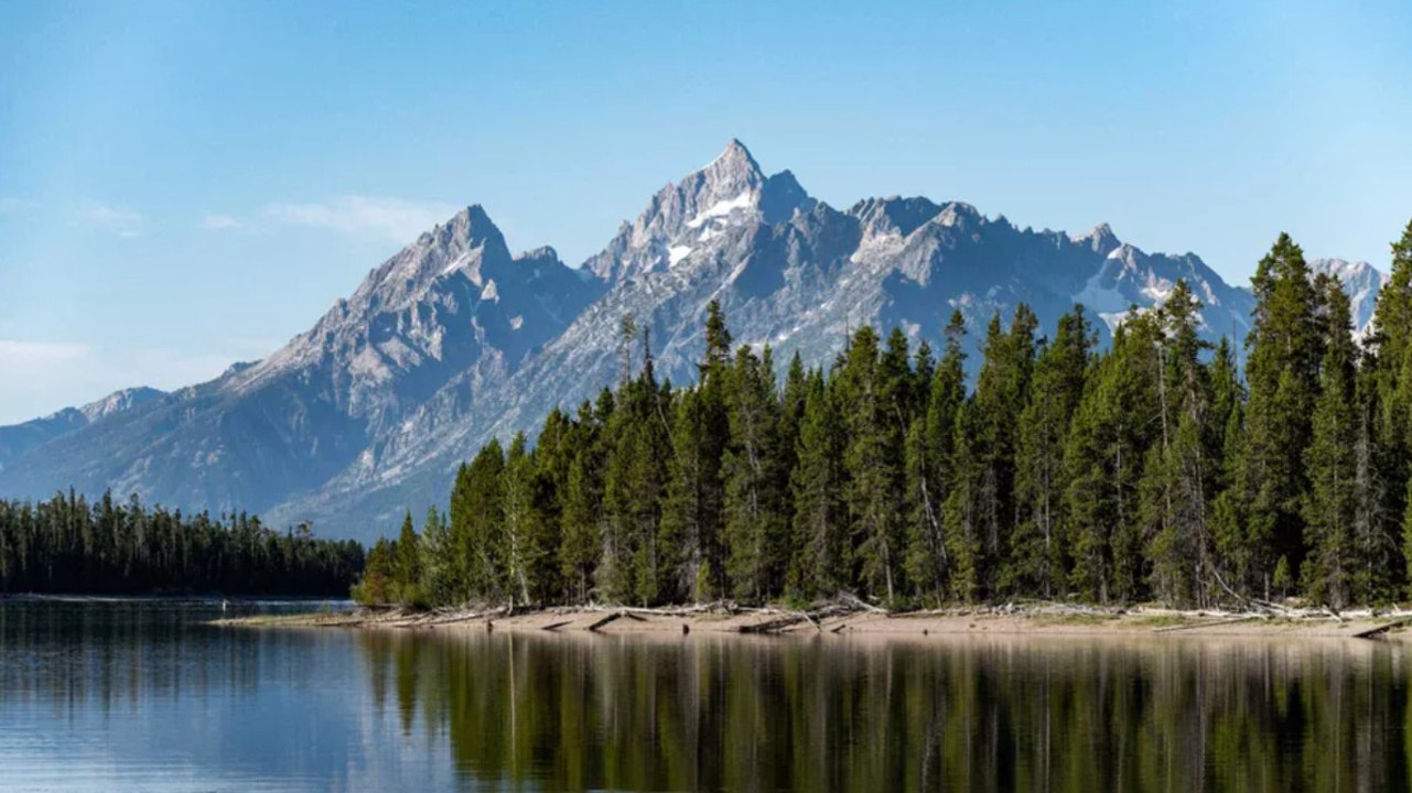 This 14-Day Train Trip Will Take You to 5 National Parks Across the U.S.