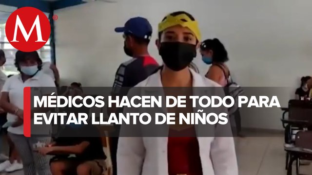Con disfraces y otros métodos, personal médico aplica vacuna covid a menores en Hidalgo