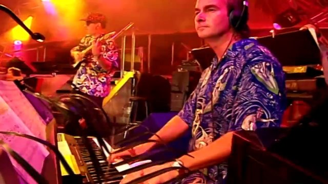 CLIFF RICHARD — We Don't Talk Anymore | Cliff Richard - Live In The Park | The Cliff Richar Collection