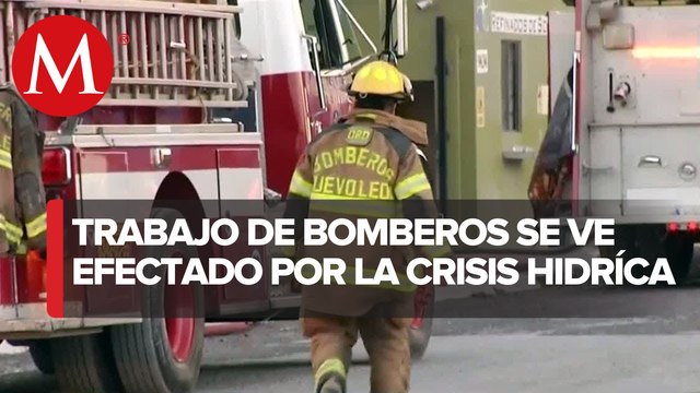 Bomberos de Nuevo León trabajan pese a falta de agua