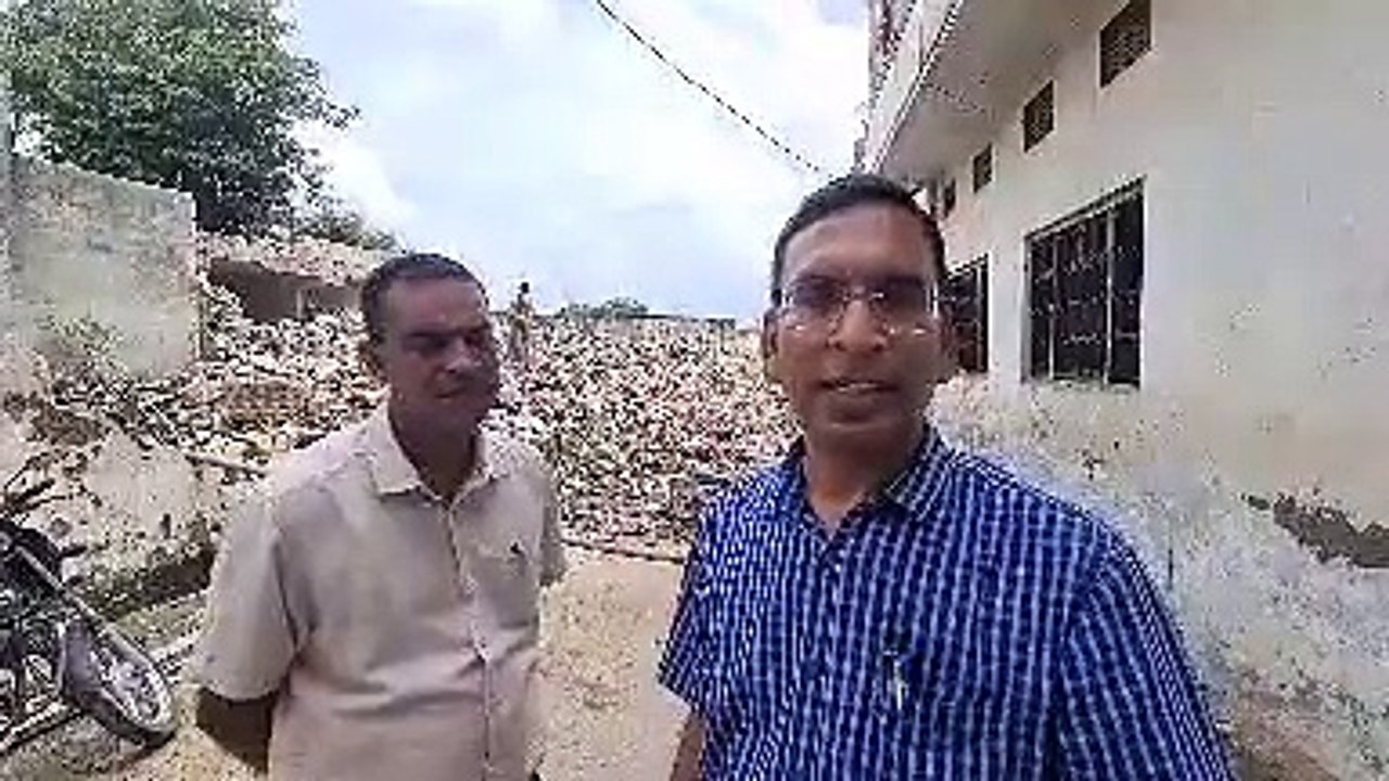 क्षमता से अधिक भार को माना मकान के ढहने की वजह