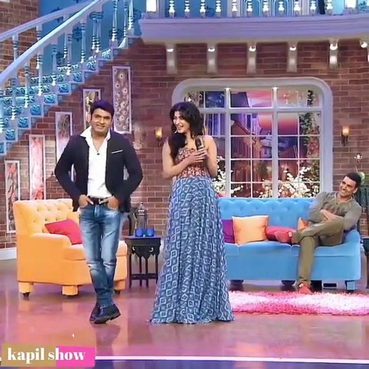 Shruti hasan and Akshay kumar kapil sharma show