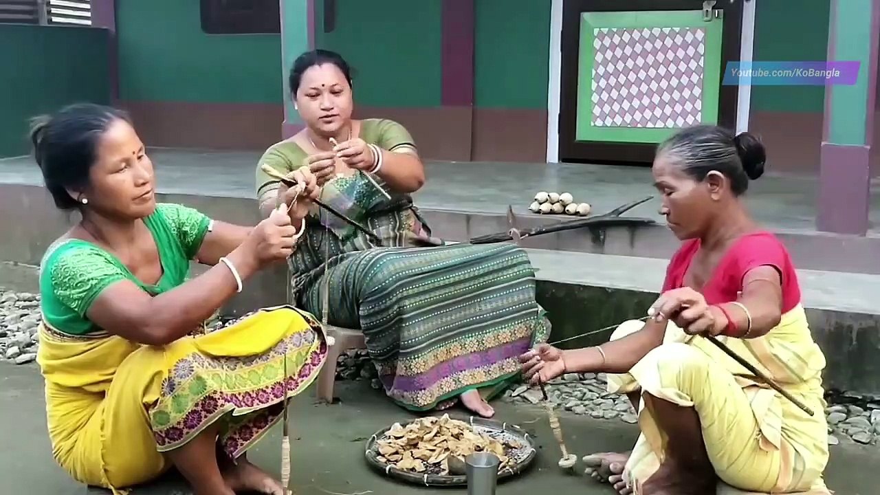 রেশম পোকা থেকে শাড়ি কিভাবে তৈরি হয়, সিল্কের শাড়ি কেন দামি How Silk is made from Silkworm,