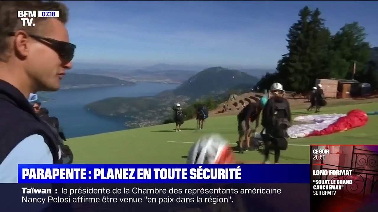 C'est vos vacances: survolez le lac d'Annecy en parapente, en toute sécurité