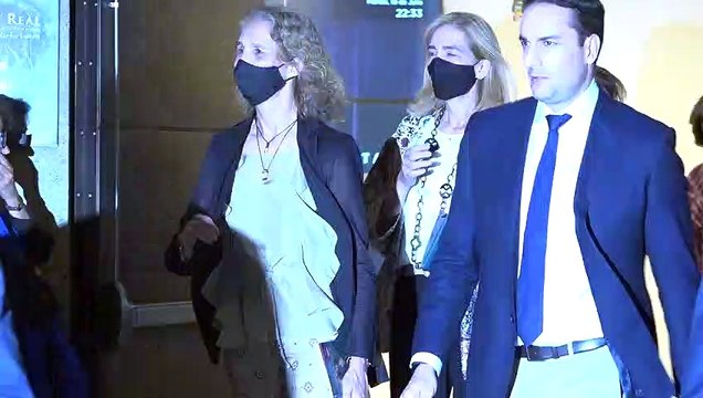 La Infanta Elena y la Infanta de Cristina, noche de ópera en Madrid