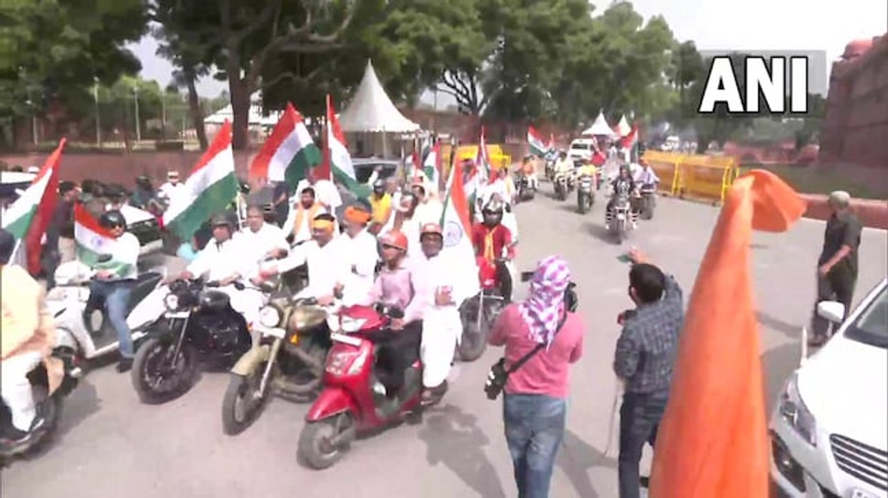 Opposition MPs skip Tiranaga bike rally, alleges BJP