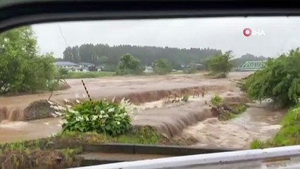 Japonya’da sel: Tren seferleri iptal edildi