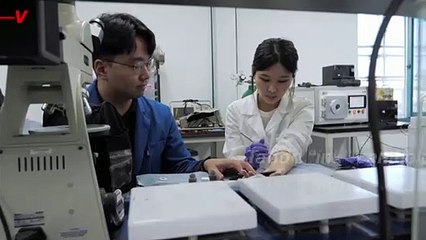 Check Out These Electronic Tattoo Heart Rate Monitors