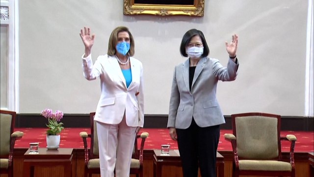 Taïwan : Pelosi assure être venue «en paix», «ceux qui offensent la Chine seront punis» dit Pékin