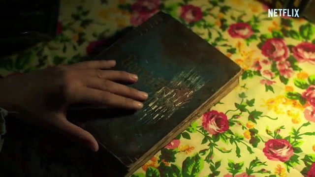 School Tales: La serie Tráiler VO