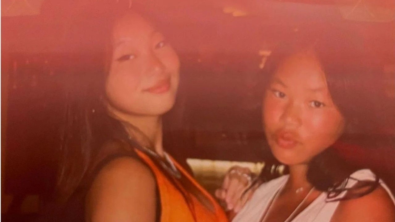 Joy Hallyday partage des photos souvenirs pour les 18 ans de sa sœur Jade