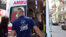 Ambulansta müdahale edilirken köpeği yanından ayrılmadı