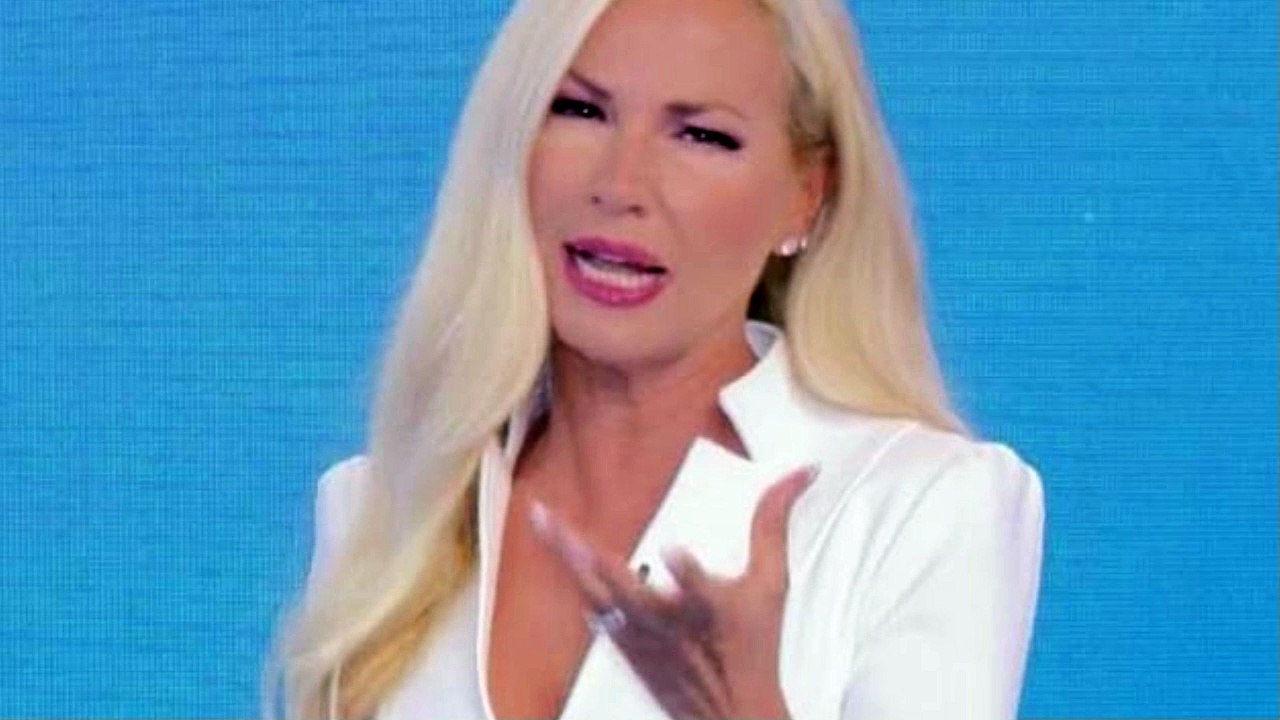 Federica Panicucci, vacanze rovinate per la conduttrice. Cosa è successo