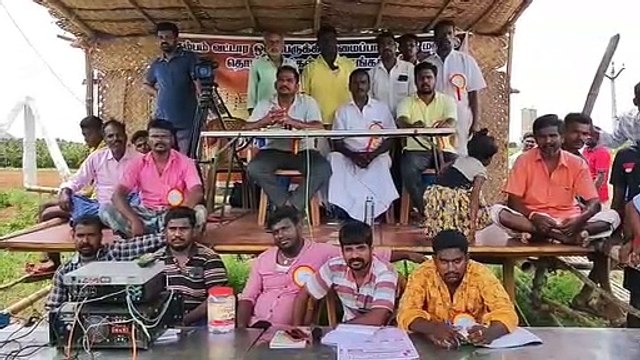 பேசிட்டே இருந்தா என்ன அர்த்தம்! யார் பெருசுனு போட்டு காட்டுங்க! தேனியில் கலக்கிய ’மைக்செட்’ திருவிழா