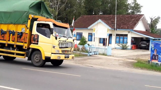 Mobil berubah jadi bus uhd keren tayo kereta Thomas dan temannya