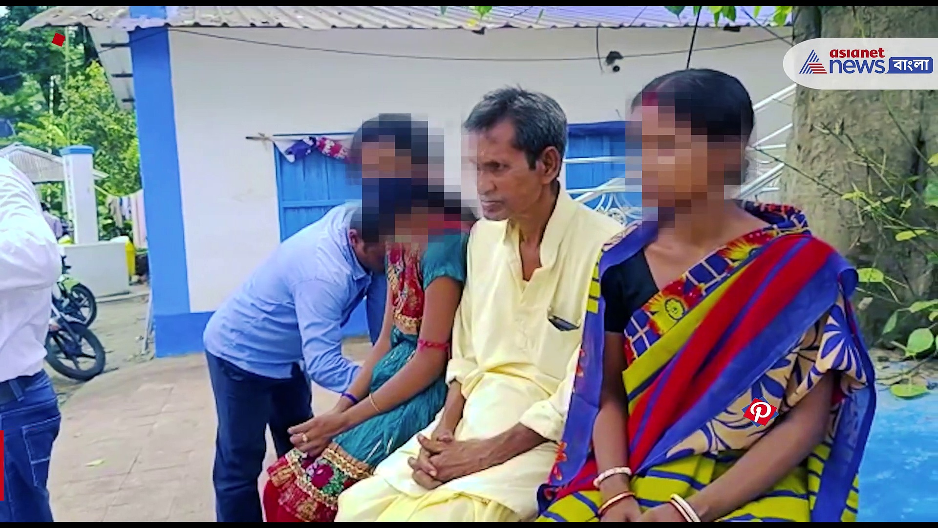 দেনার দায়ে নিজের নাবালিকা মেয়েকে বিক্রির অভিযোগ নিজের বাবার বিরুদ্ধে, পঞ্চায়েতের তৎপরতায় উদ্ধার হল নাবালিকা