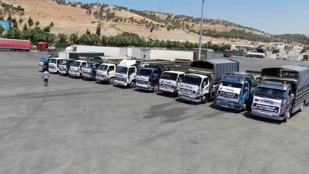 Fetih İnsani Yardım Vakfından gıda yardımı
