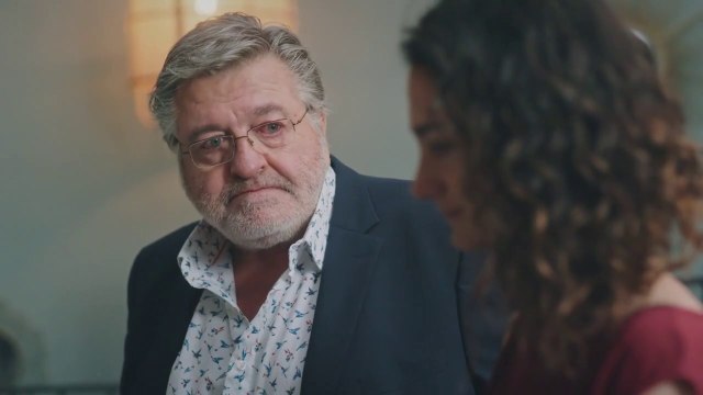 Plus belle la vie : [Indiscrétion] - Rochat bouleversé par la mort de César