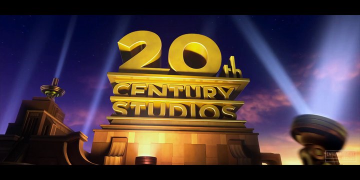 PREY - There's Something Out There (2022) Predator 5