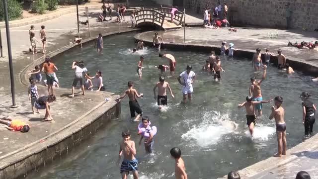 Diyarbakır haberleri: DİYARBAKIR - Güneydoğu kavurucu sıcakların etkisinde