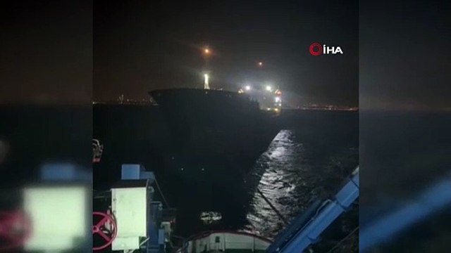 İstanbul Boğazı'nda 120 metre boyundaki kargo gemisi arızalandı