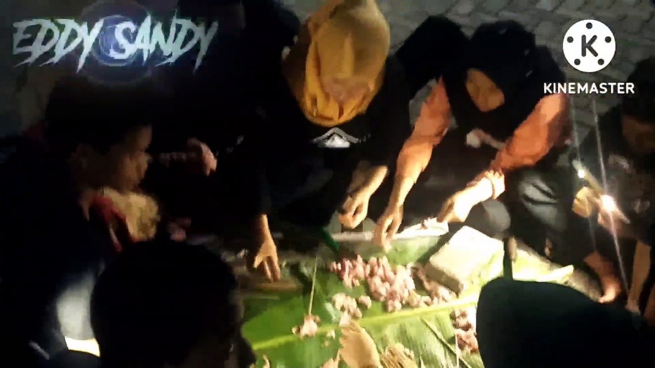 MAKAN BERSAMA - SAMA