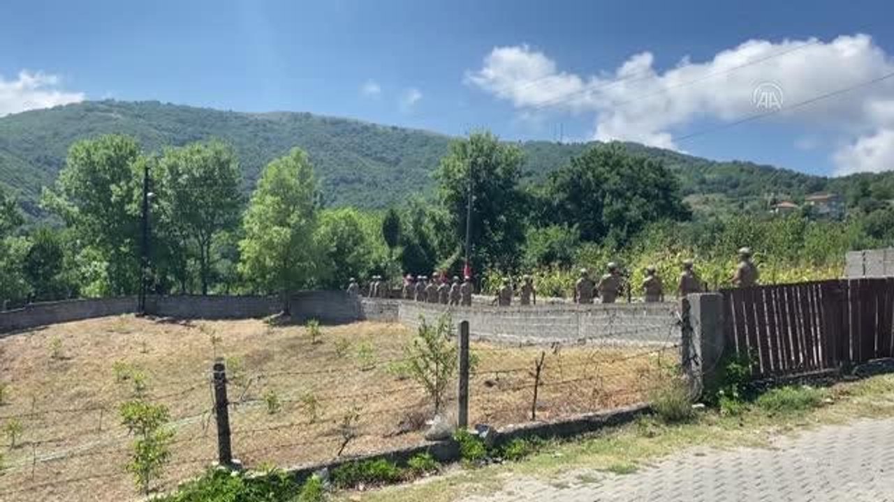 Son dakika haber... ZONGULDAK - Cinayet şüphelisini olay yerinde bıraktığı ayakkabıları ele verdi