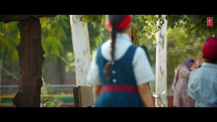 Main Ki Karaan (Video)- Laal Singh Chaddha - Aamir, Kareena - Sonu N - Pritam-Amitabh- Romy- Advait