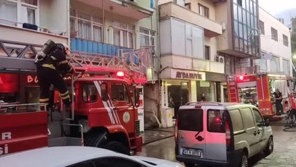 Son dakika haberi | Bir evde çıkan yangın söndürüldü