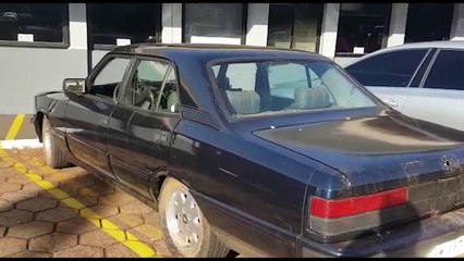 Opala recuperado em Boa Vista chega na delegacia de Cascavel