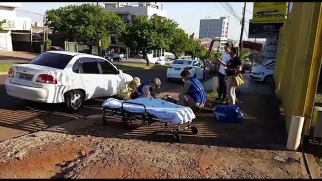 Motociclista precisa de atendimento do Siate ao se envolver em acidente no Bairro São Cristóvão