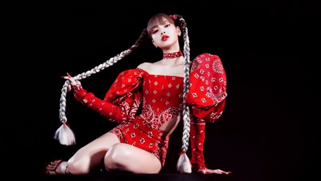 BLACKPINK’s Lisa Becomes First Female Artist to Top Hot Trending Songs Chart | Billboard News